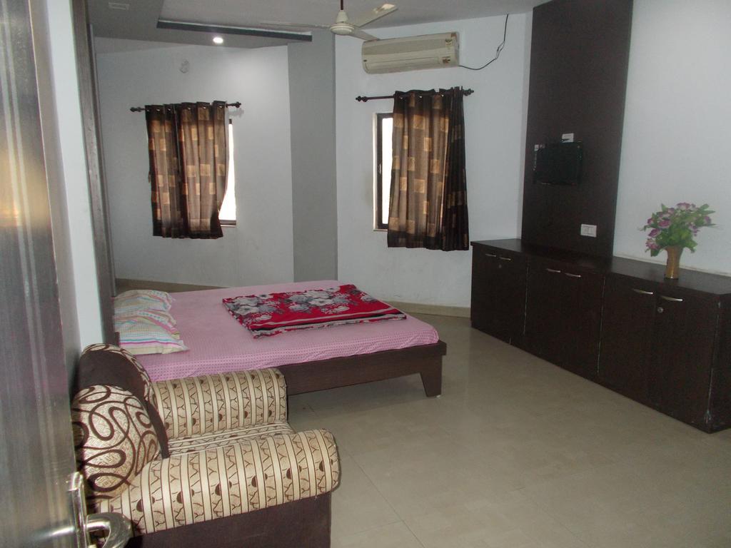Hotel Rudraksh Virani Экстерьер фото